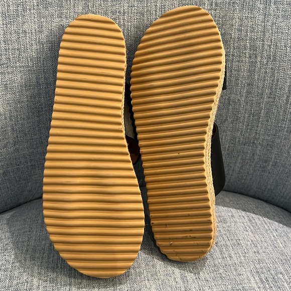 Aquatalia sandal - Picture 4 of 6